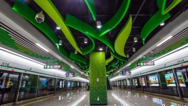 成都地铁四号线
